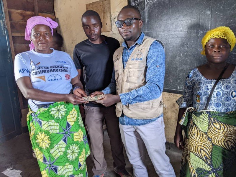 Le Réseau des Médias pour le Développement appuie avec une prime de performance les membres de cellule d'animation Communautaire, CAC de la zone de santé de Nyiragongo