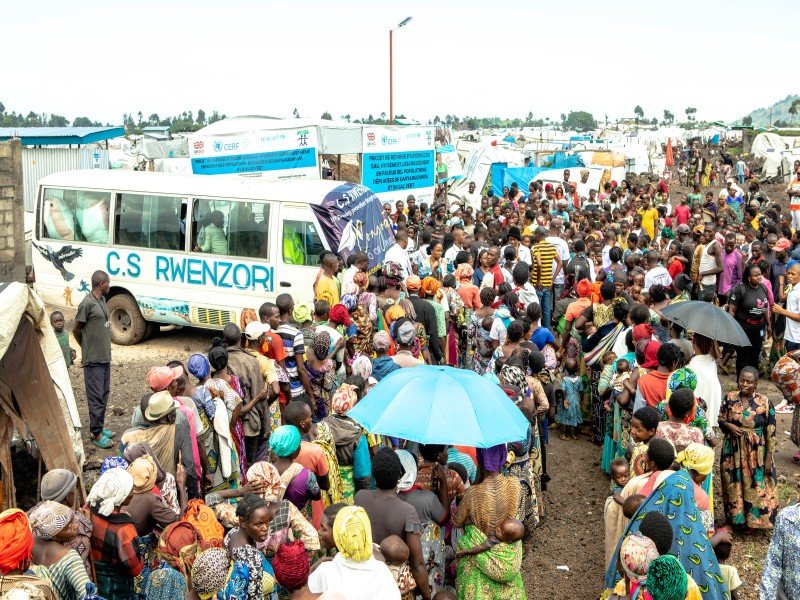 Les élèves du complexe scolaire RWENZORI vont à la rescousse des déplacés du site de Bulengo extension sous l’égide du REMED