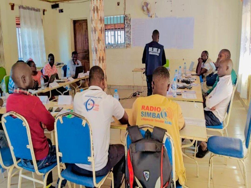 Aru, Djugu et Mahagi: REMED forme 14 journalistes sur la promotion des pratiques familiales essentielles et la vaccination