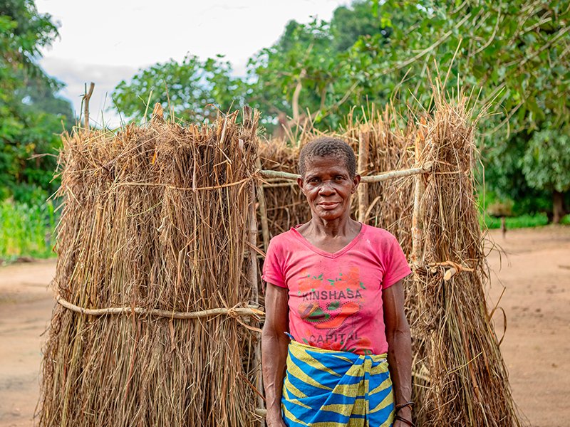 Transformation des pratiques sanitaires à Ngoy : Le REMED et l'introduction des latrines hygiéniques pour améliorer la santé communautaire