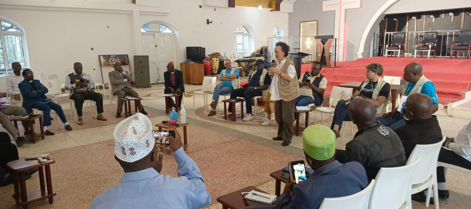 Bunia : une délégation de l’UNICEF conduite par Lucia Elmi accompagné de REMED consulte les leaders religieux sur la riposte contre Ebola